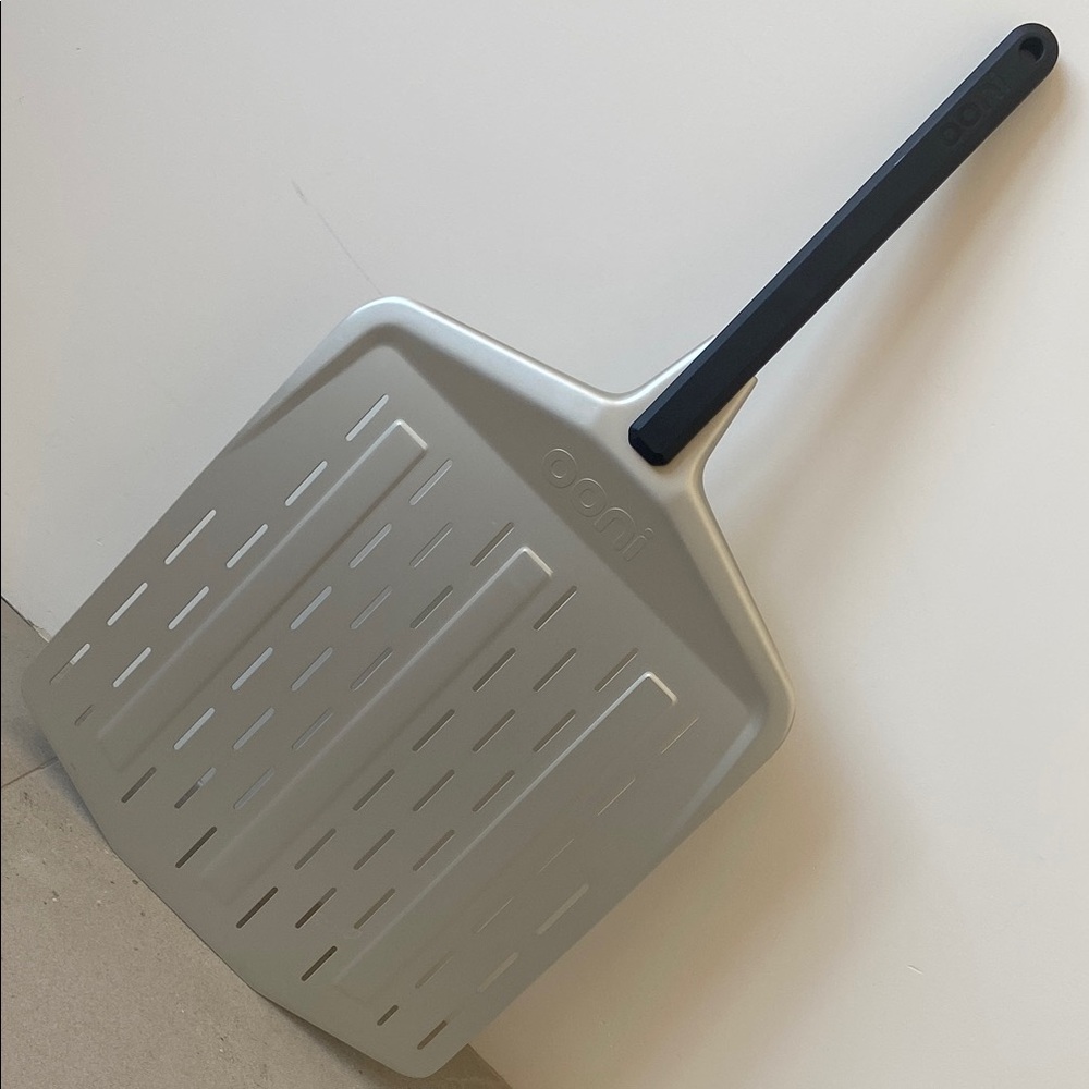 Silver Pizza Peel with Black Handle